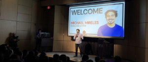 Speaker at STXi
